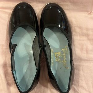 Girls tap shoes size 11. Brand Tempo by Leo